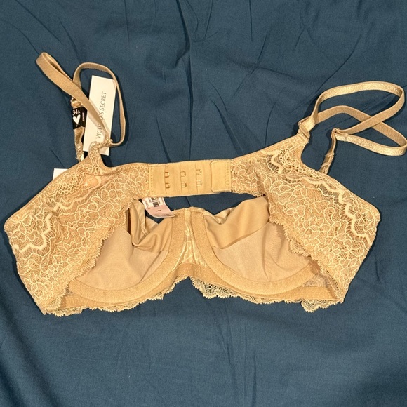 NWT Victoria Secret Push Up Without Pad Bra - Picture 2 of 7